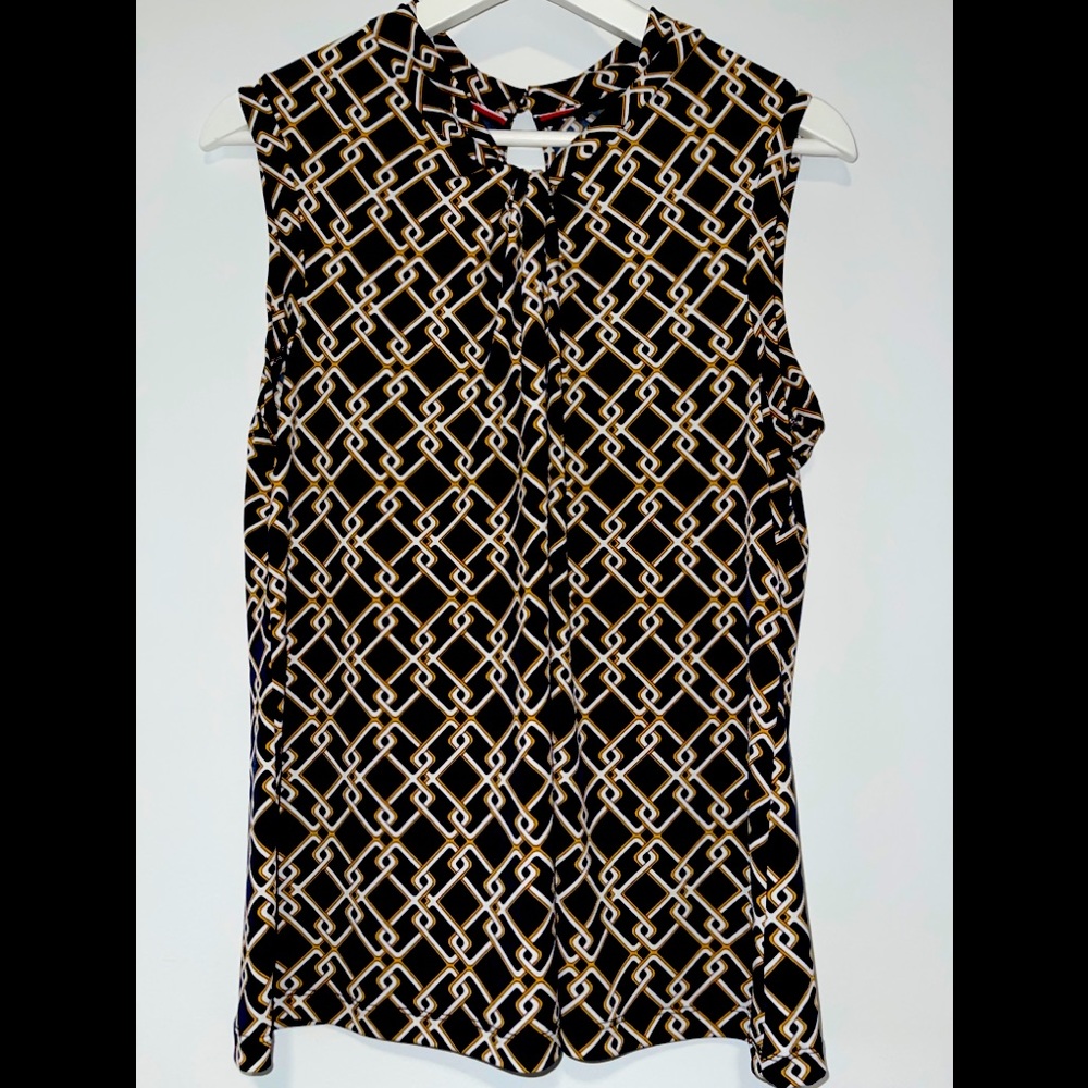 Knitted top with drapery by Tommy Hilfiger, M